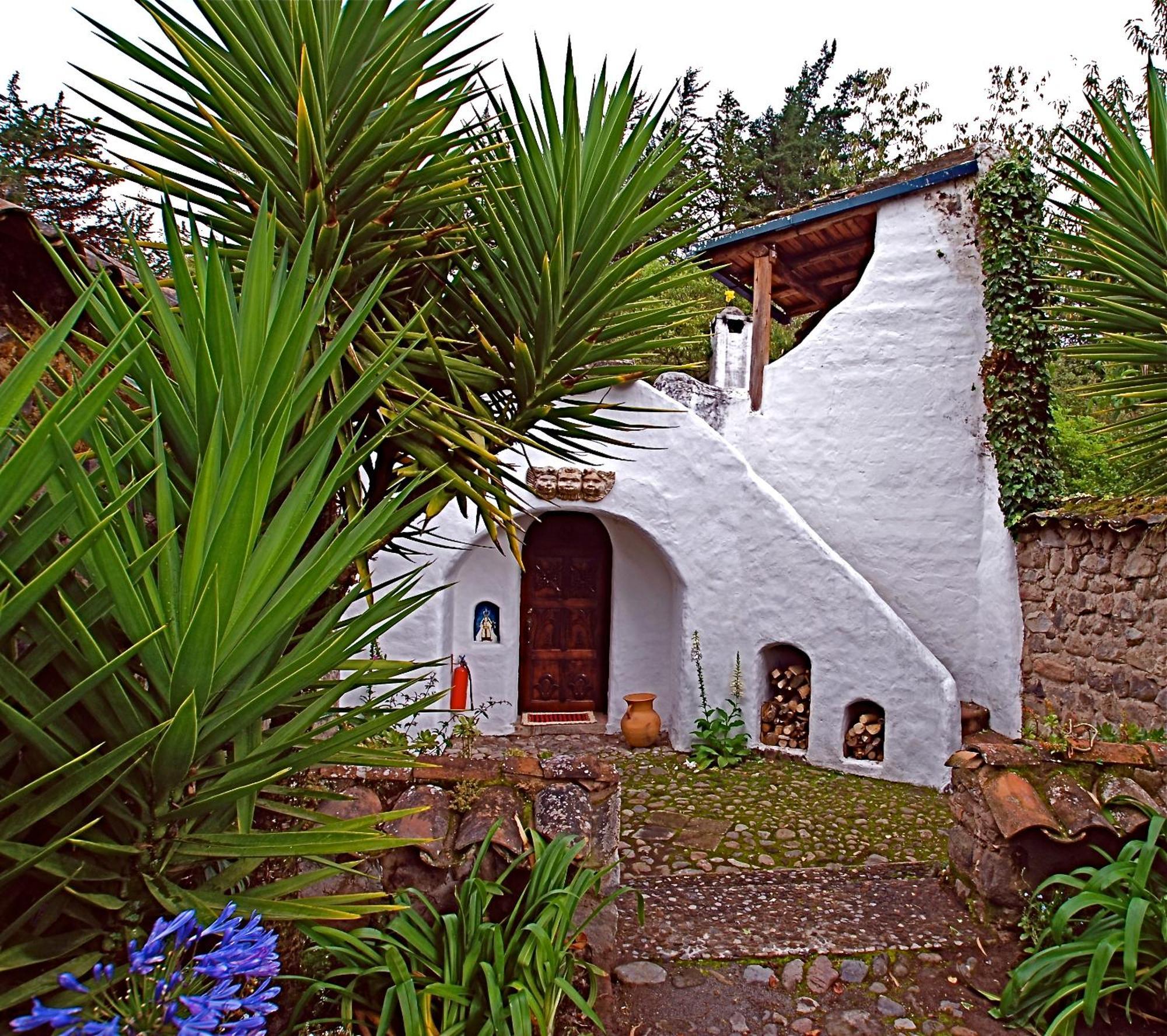 Hacienda Cusin Hotel Otavalo Room photo
